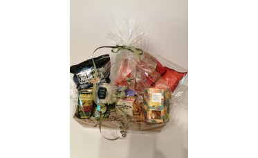 Geschenkmand 'hartige zondes' € 25,00 Geschenkmand 'hartige zondes' € 25,00