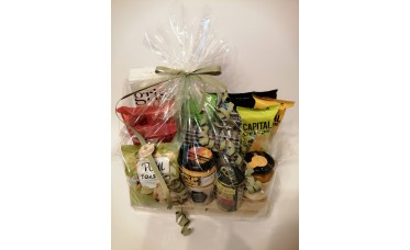 Geschenkmand 'hartige zondes' € 50,00 Geschenkmand 'hartige zondes' € 50,00