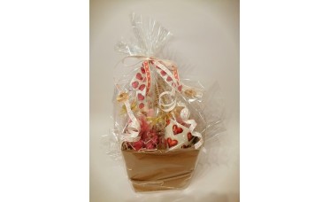 Valentijnsmand of -box vol zoete liefde Valentijnsmand of -box vol zoete liefde