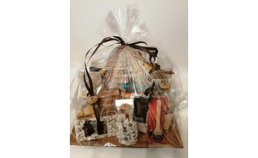 Geschenkmand 'zoete zondes' € 50,00 Geschenkmand 'zoete zondes' € 50,00